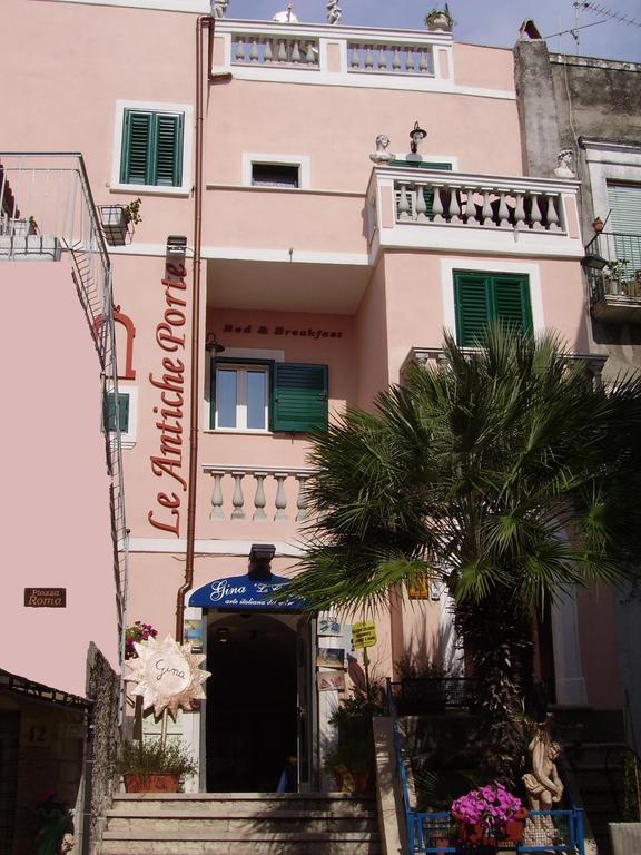 Le Antiche Porte Пешичи Екстериор снимка